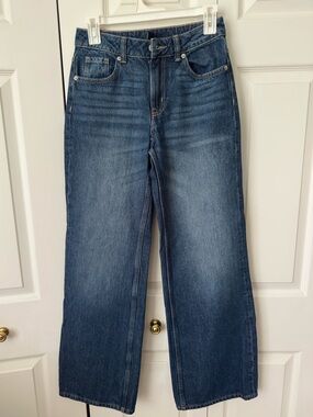 Never worn Divided jeans